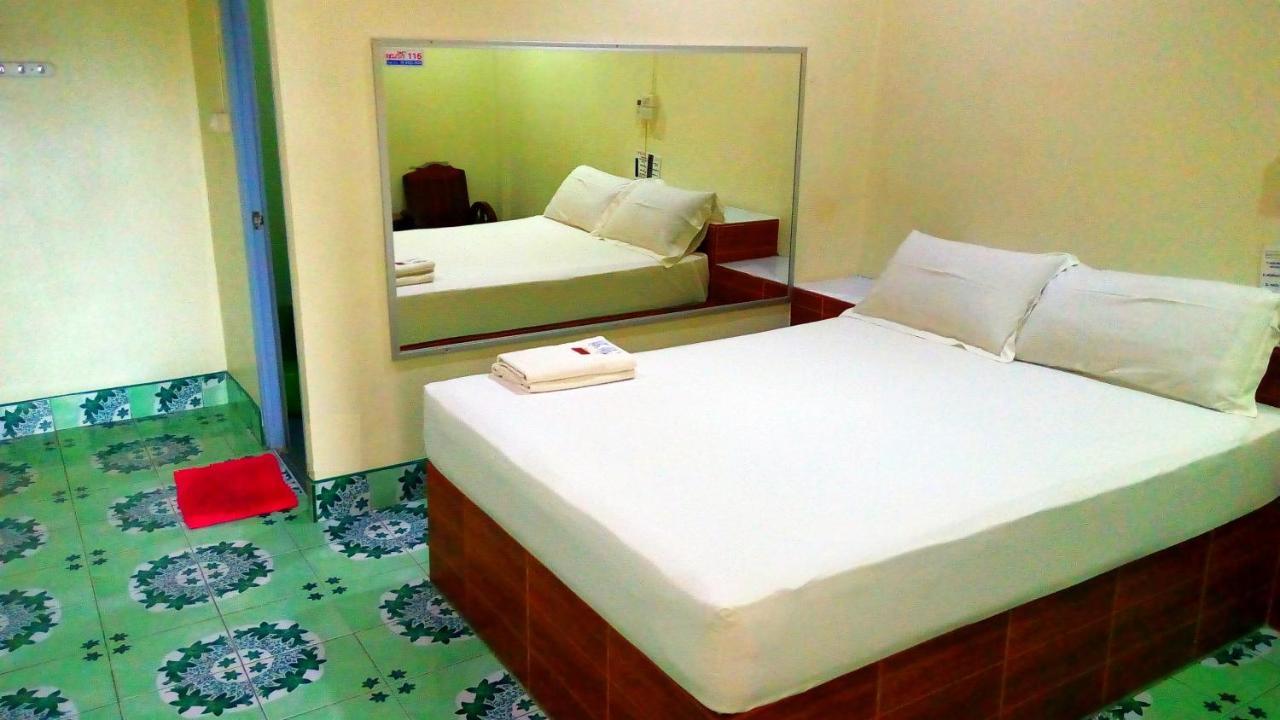 Suratthani Airport Campsite Surat Thani Luaran gambar